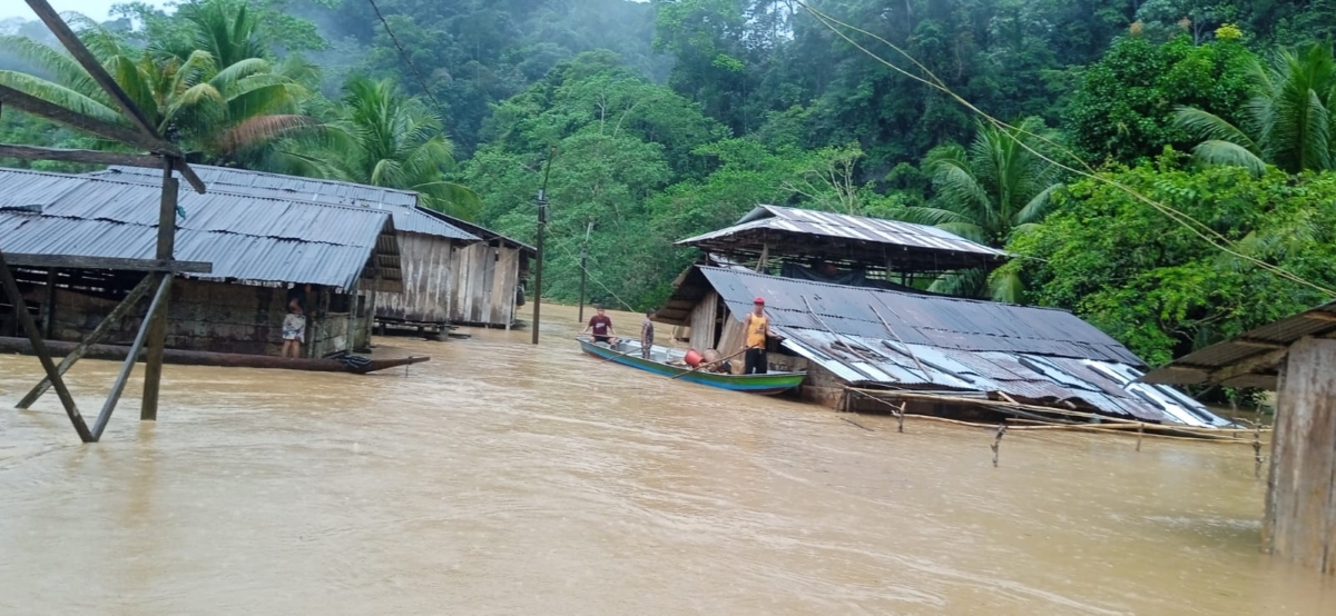 Überschwemmungen in Chocó. Das Foto wurde von Schülern der indigenen Schule geschickt.