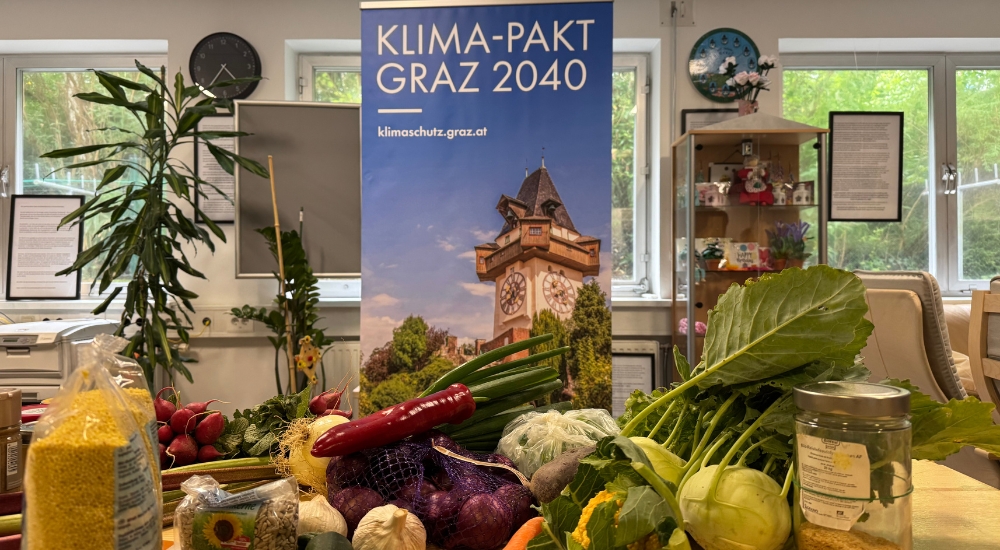 Gemüse vor Roll Up: Klima-Pakt Stadt Graz